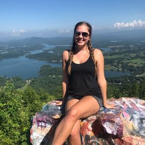 Meet your Posher, Lindsay